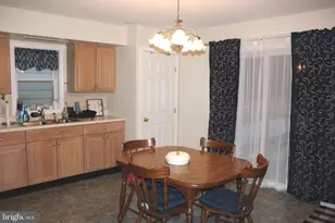 320 S Mill St, Saint Clair, PA 17970 - Photo 9