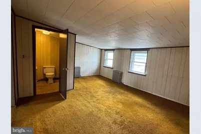 48 N 2nd Street, Saint Clair, PA 17970 - Photo 11