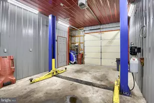 40 N 4th St, Saint Clair, PA 17970 - Photo 9