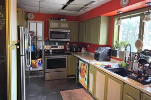 234 W Frack St, Frackville, PA 17931 - Photo 7