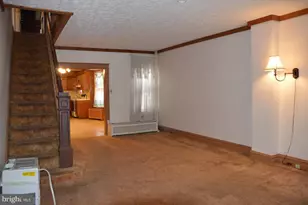 1344 W Norwegian St, Pottsville, PA 17901 - Photo 3