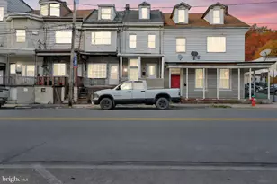 535 E Centre St, Mahanoy City, PA 17948 - Photo 1