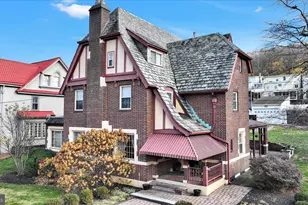 518 E Broad St, Tamaqua, PA 18252 - Photo 1