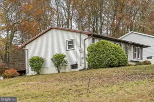 140 - 141 Navajo Dr, Auburn, PA 17922 - Photo 5