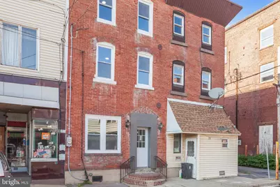 25 W Coal Street, Shenandoah, PA 17976 - Photo 3