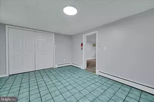 901 Fairview St, Pottsville, PA 17901 - Photo 9