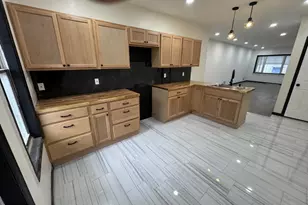 231 E A St, Girardville, PA 17935 - Photo 9