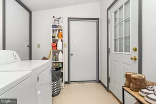 18 E Sunbury St, Minersville, PA 17954 - Photo 39