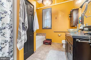 18 E Sunbury St, Minersville, PA 17954 - Photo 15