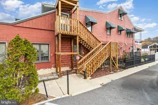 18 E Sunbury St, Minersville, PA 17954 - Photo 3