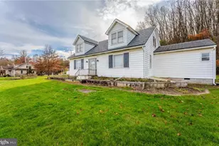 1760 W Penn Pike, New Ringgold, PA 17960 - Photo 7