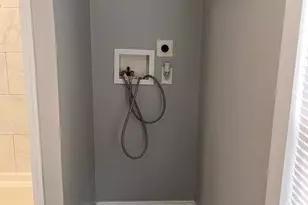 108 Cherry St, Saint Clair, PA 17970 - Photo 15