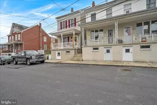 212 Broad St, Saint Clair, PA 17970 - Photo 5