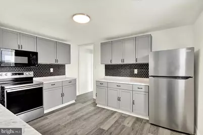 32 S Front Street, Saint Clair, PA 17970 - Photo 11