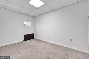 523 W Oak St, Frackville, PA 17931 - Photo 17