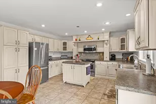 614 W Wynonah Dr, Auburn, PA 17922 - Photo 19