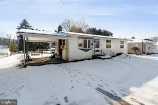 1011 E Main St, Hegins, PA 17938 - Photo 3