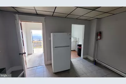 262 Indiana Avenue, Shenandoah, PA 17976 - Photo 11