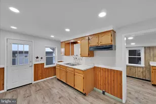 28 W Donaldson St, Tremont, PA 17981 - Photo 11