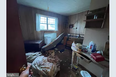 325-327 S Balliet Street, Frackville, PA 17931 - Photo 3