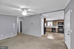 13 Frieden Manor, Schuylkill Haven, PA 17972 - Photo 7