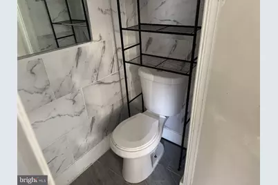 25 E Oak Street, Shenandoah, PA 17976 - Photo 9