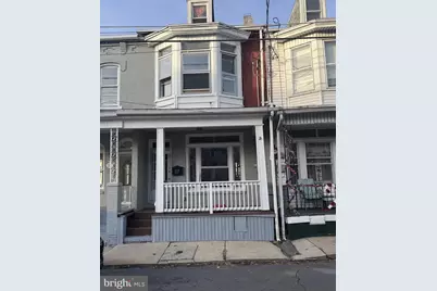 27 E Oak Street, Shenandoah, PA 17976 - Photo 1