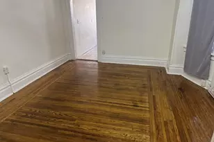 27 E Oak St, Shenandoah, PA 17976 - Photo 5