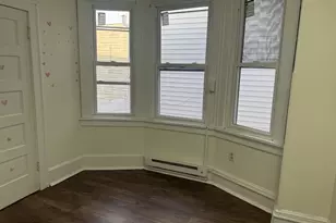 27 E Oak St, Shenandoah, PA 17976 - Photo 11