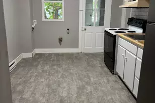 129 N White St, Shenandoah, PA 17976 - Photo 11