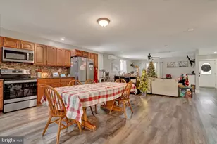 11 Hillside Dr, Pine Grove, PA 17963 - Photo 11