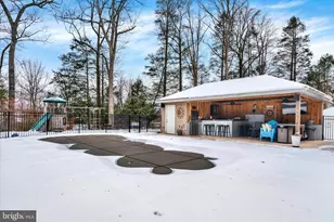 11 Hillside Dr, Pine Grove, PA 17963 - Photo 3