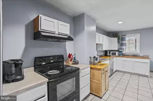 36 S Coal St, Port Carbon, PA 17965 - Photo 9