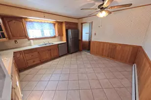 116 W Vine St, Ringtown, PA 17967 - Photo 9