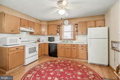 169 W Weston Place, Shenandoah, PA 17976 - Photo 11