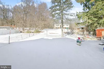 169 W Weston Place, Shenandoah, PA 17976 - Photo 23