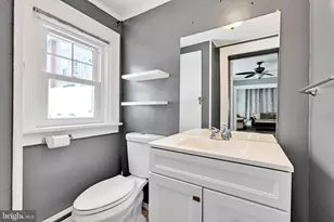 302 Fleet St, Pottsville, PA 17901 - Photo 15