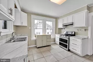 302 Fleet St, Pottsville, PA 17901 - Photo 13