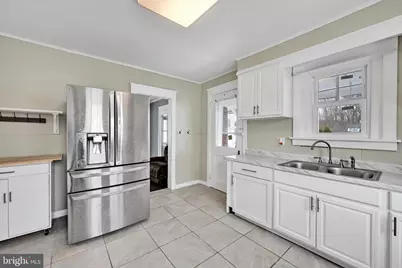 302 Fleet Street, Pottsville, PA 17901 - Photo 3