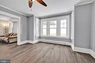 302 Fleet St, Pottsville, PA 17901 - Photo 11