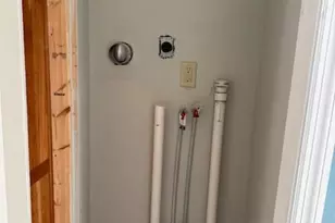 236 N Pine St, Tremont, PA 17981 - Photo 5