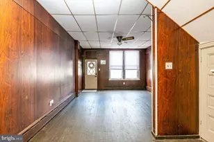 709 W Norwegian St, Pottsville, PA 17901 - Photo 3