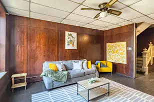 709 W Norwegian St, Pottsville, PA 17901 - Photo 7