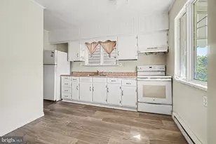 406 E Wiconisco Ave, Tower City, PA 17980 - Photo 5