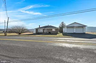 1171 E Main St, Hegins, PA 17938 - Photo 9