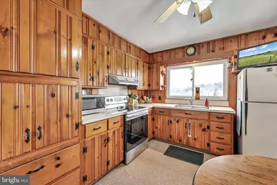 609 Hillcroft Avenue, Schuylkill Haven, PA 17972 - Photo 11