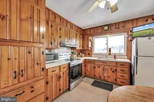 609 Hillcroft Ave, Schuylkill Haven, PA 17972 - Photo 11