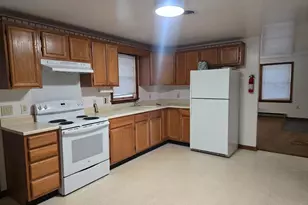 555 Honeysuckle Ct, Pine Grove, PA 17963 - Photo 13