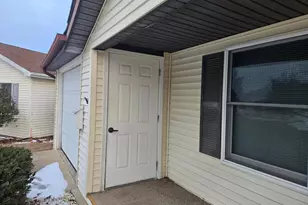 555 Honeysuckle Ct, Pine Grove, PA 17963 - Photo 19