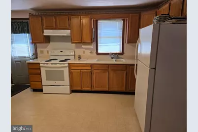 555 Honeysuckle Court, Pine Grove, PA 17963 - Photo 7